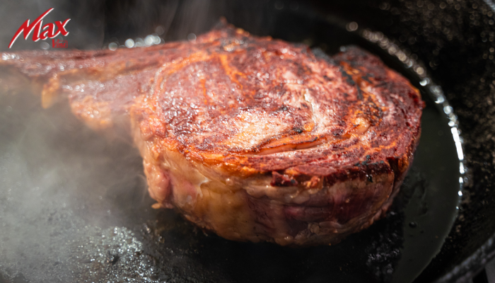 Thịt nướng BBQ từ chảo gang với hương vị thơm ngon, mọng nước