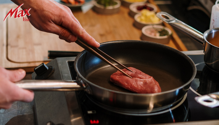 Tránh để chảo bị cong đáy cần chú ý một số điều khi sử dụng