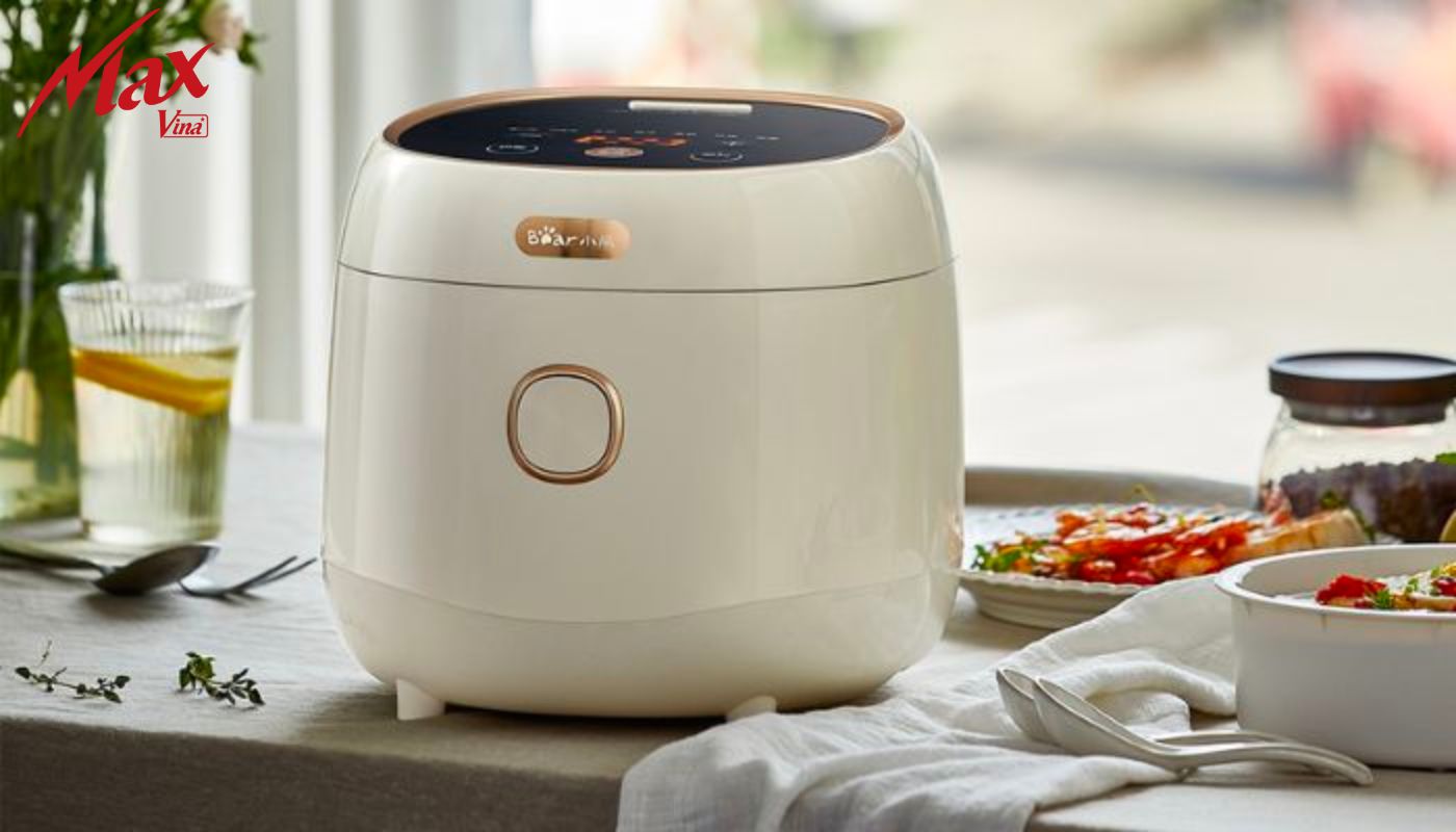 nồi cơm điện là thiết bị cần thiết trong nhà bếp